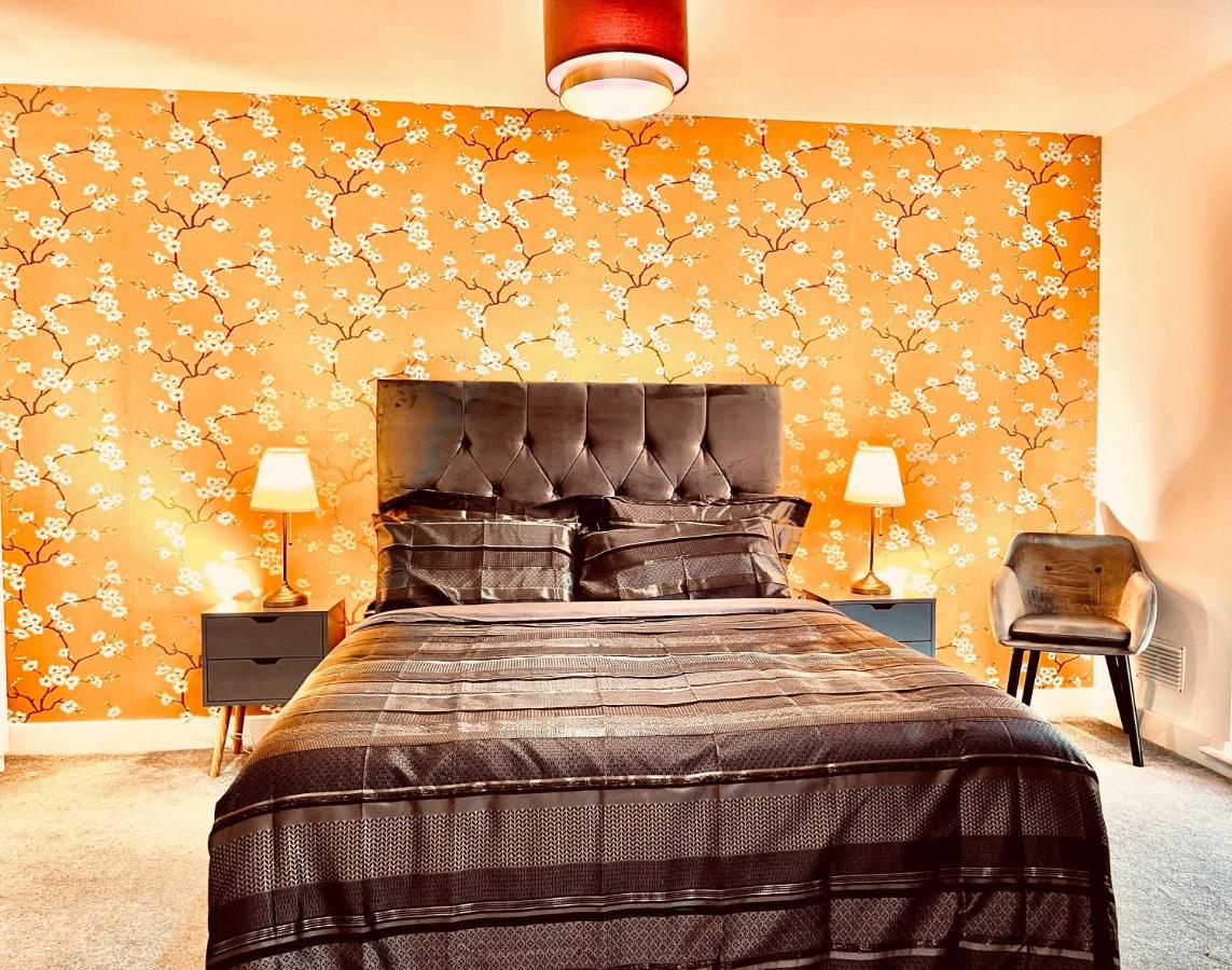 Modern Townhouse, Sleeps 4 With Parking Διαμέρισμα Wakefield Εξωτερικό φωτογραφία
